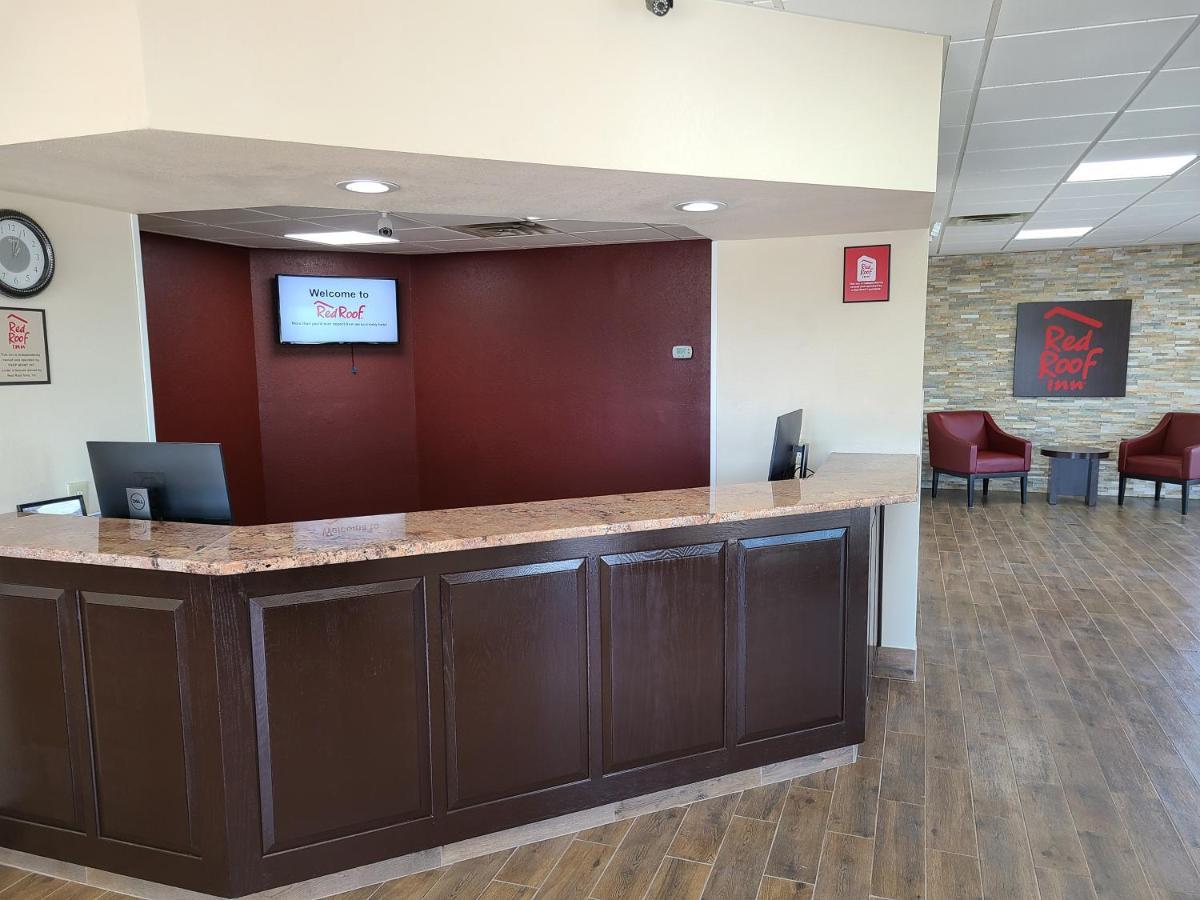 Red Roof Inn Staunton Exterior photo